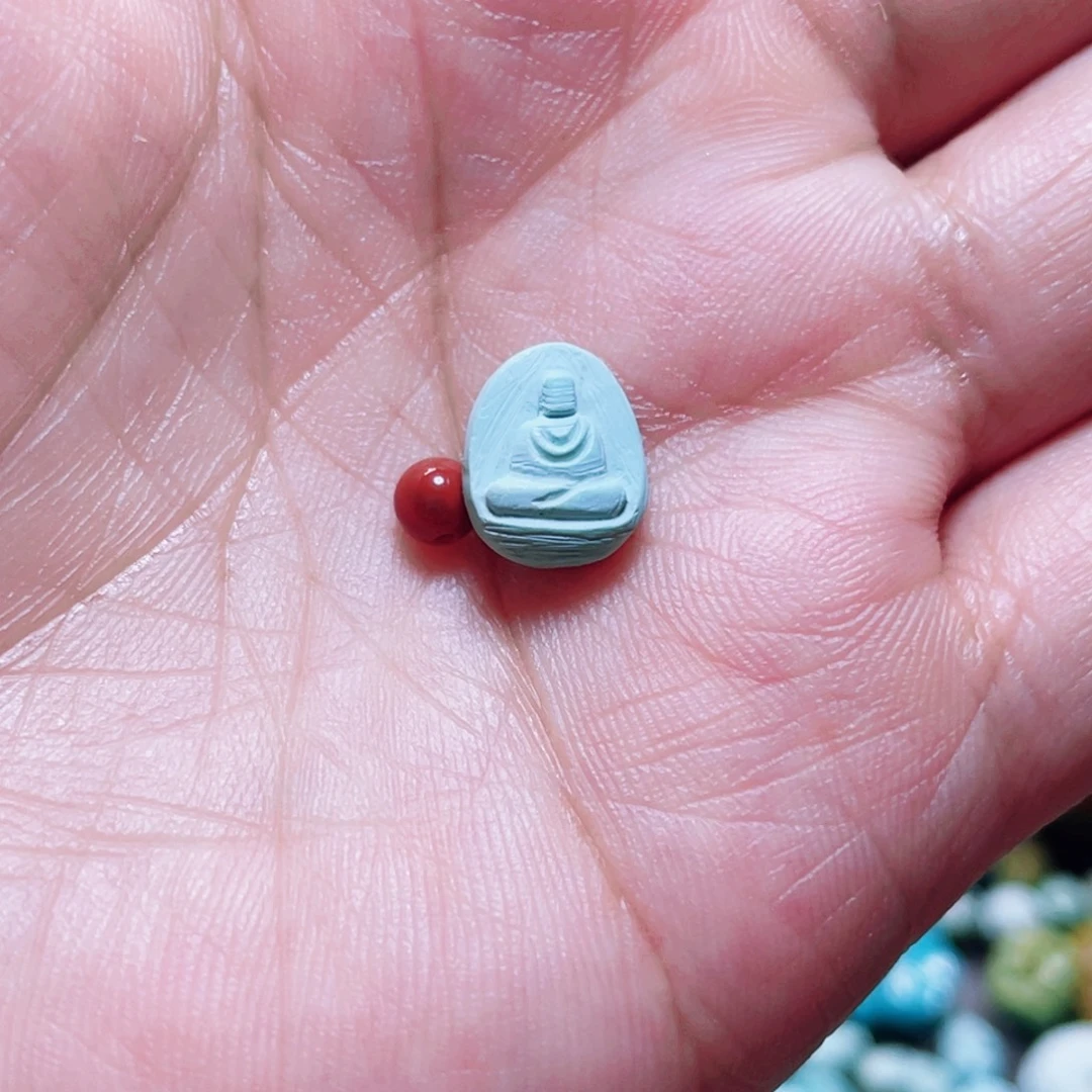 舞***凤未镶嵌配饰南红玛瑙