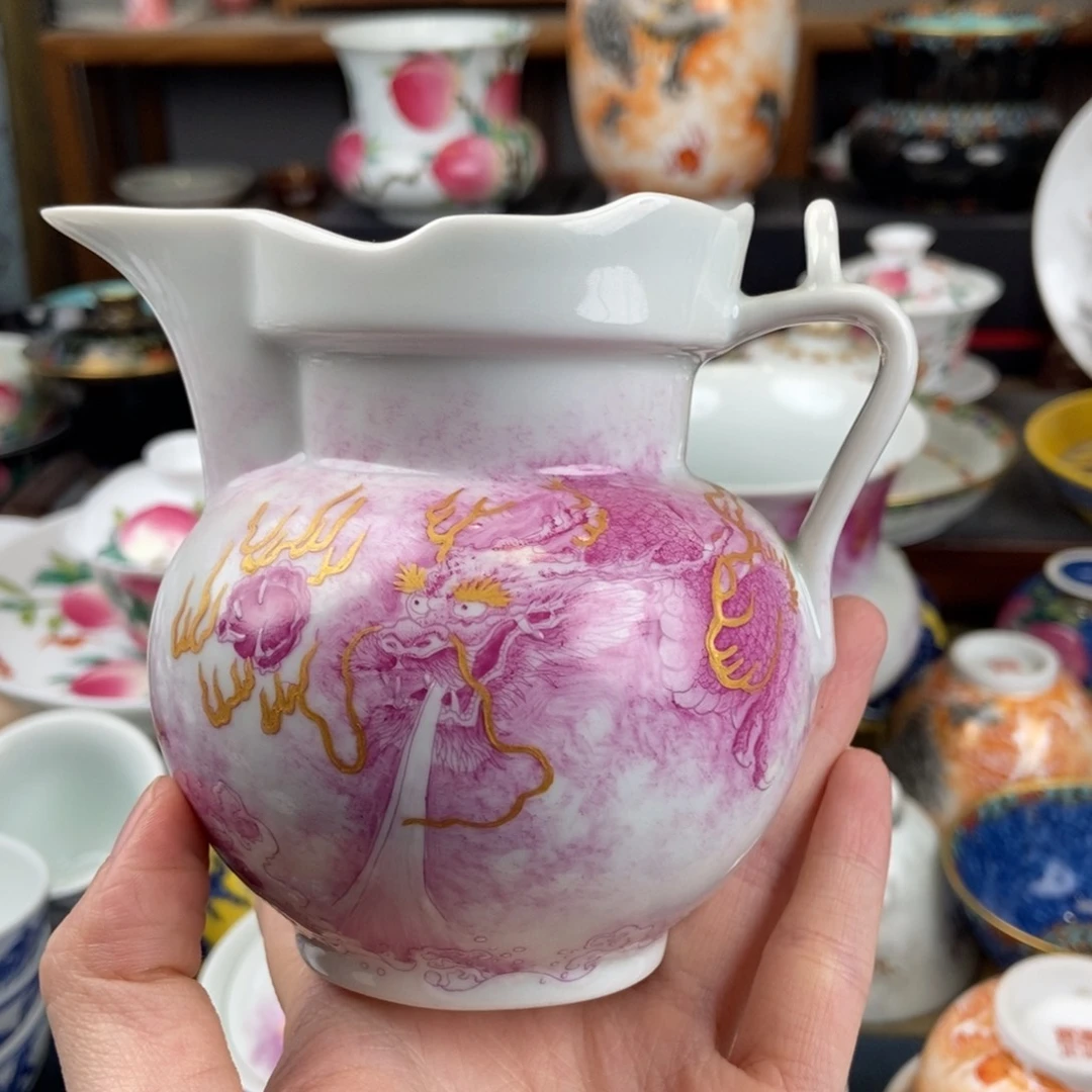 陶瓷艺术家的作品是一个非常