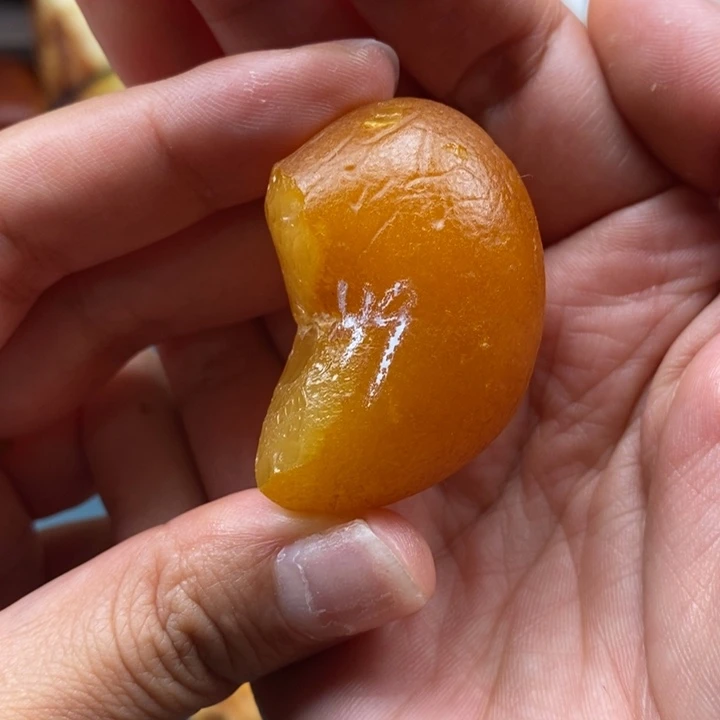 定制蜜蜡未镶嵌蜜蜡