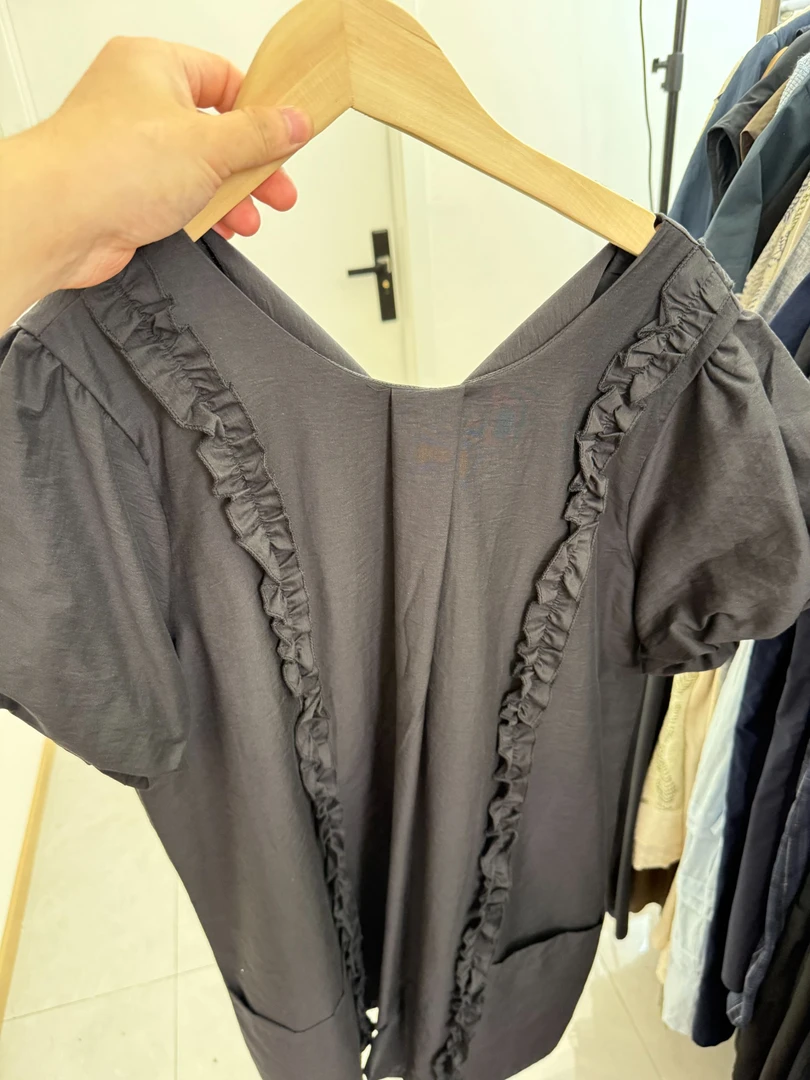 【张小九】圆领拼接木耳边短款上衣连衣裙Z1941