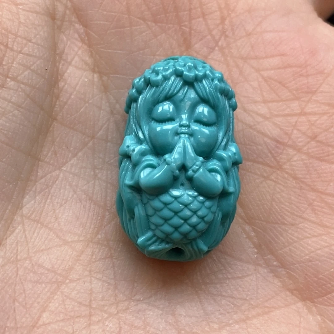 绿松石未镶嵌颈饰