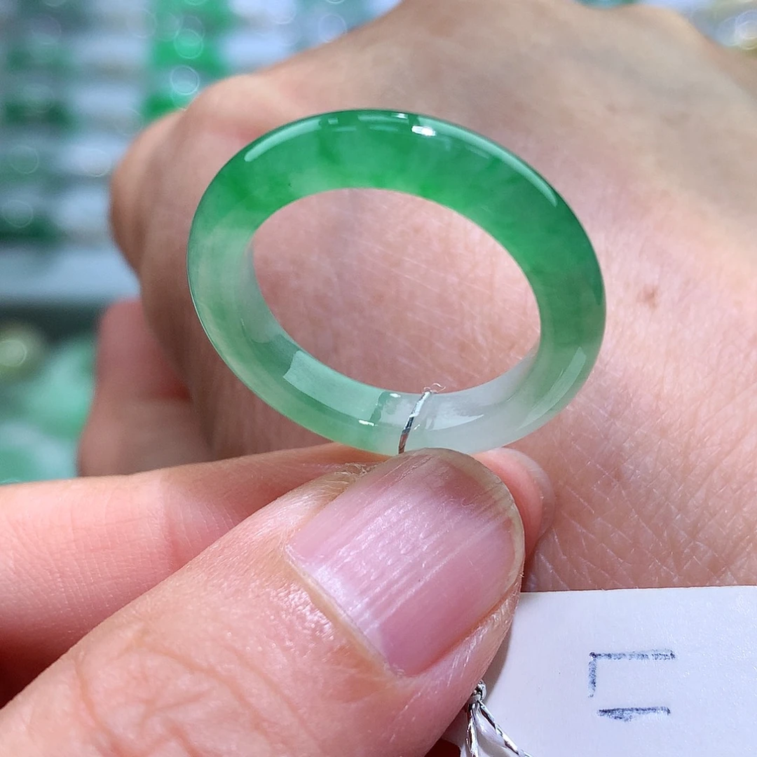 翡翠戒指未镶嵌17号