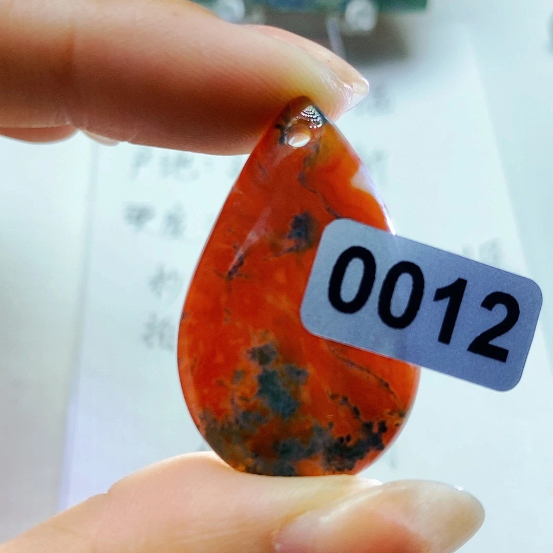 未镶嵌颈饰玛瑙/玉髓海**泽