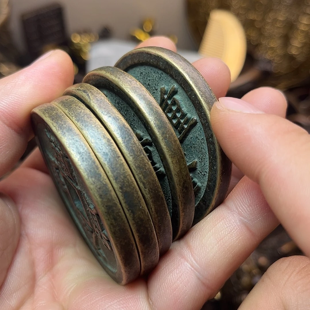 精美铜器工艺品等