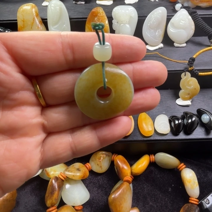 和田玉手链未镶嵌