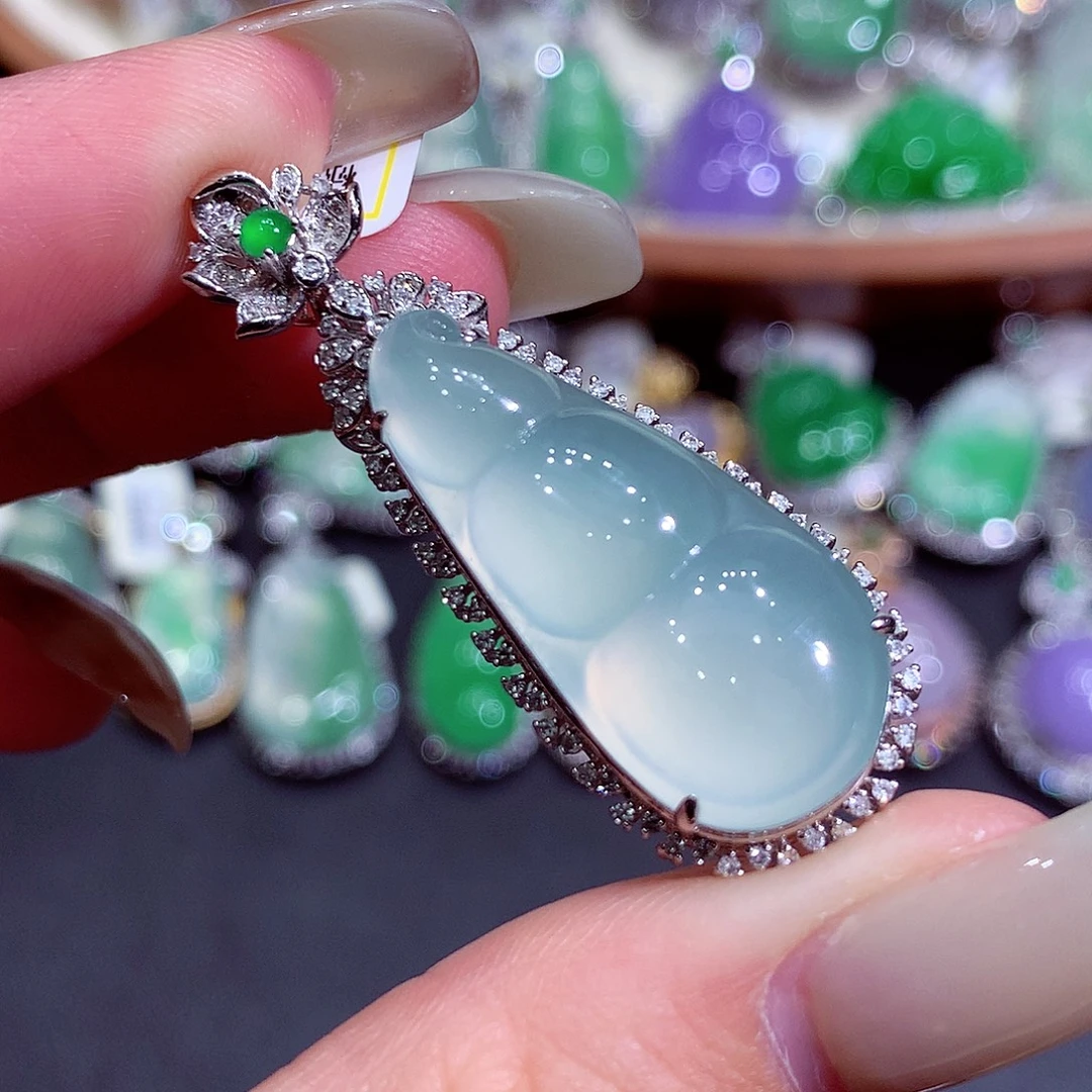 翡翠18K金镶嵌吊坠(不含链)