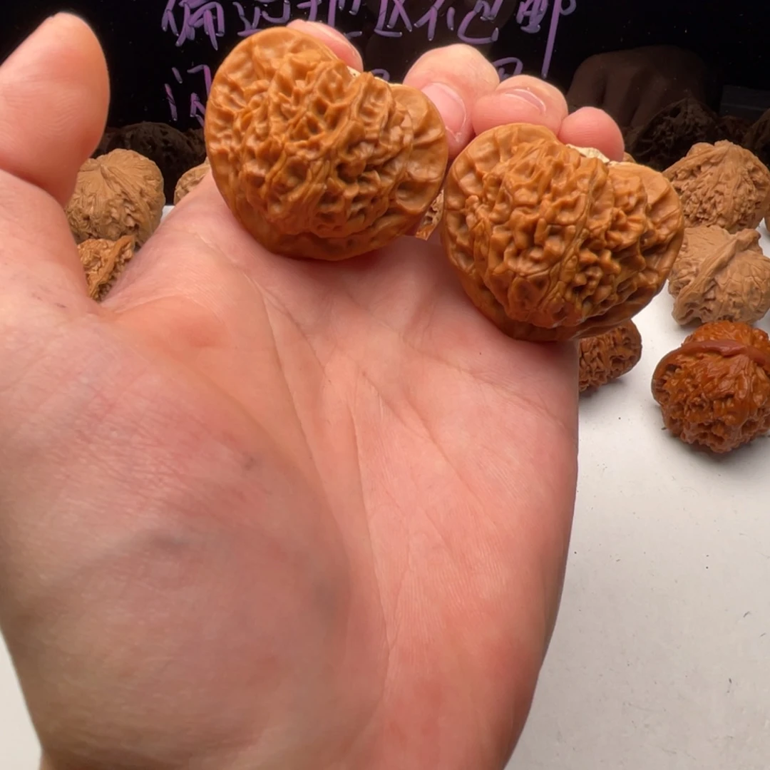 把件核桃41全品桃心宫灯