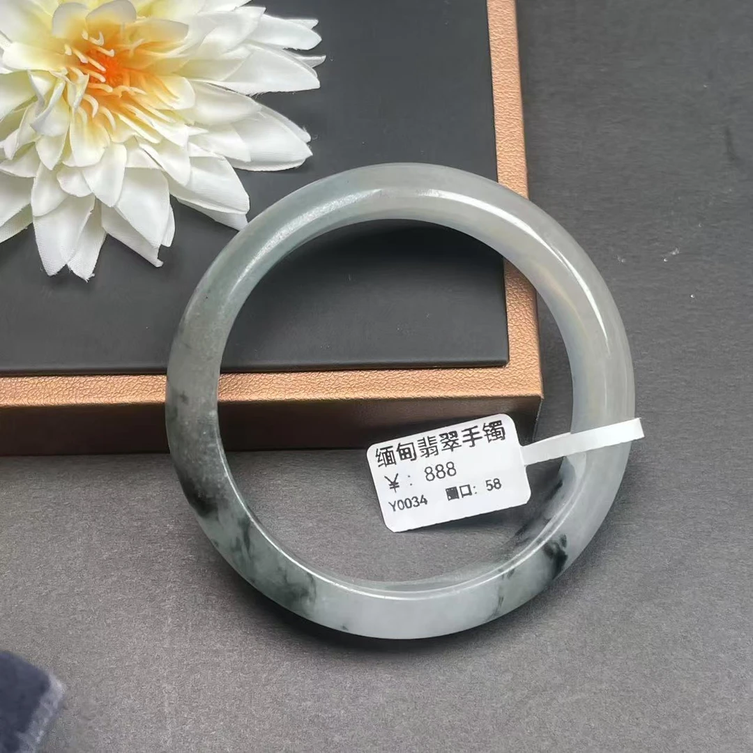 Y0034正圈58圈口翡翠手镯