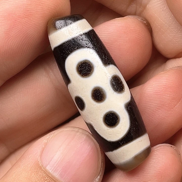 玛瑙/玉髓颈饰未镶嵌琥**瑰