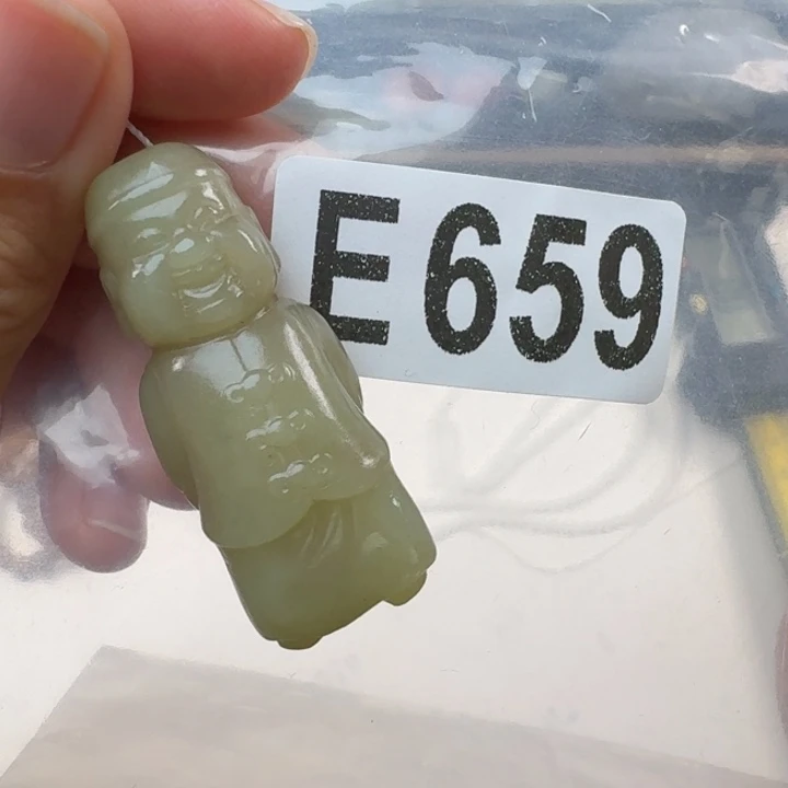 和田玉未镶嵌珠宝奇石