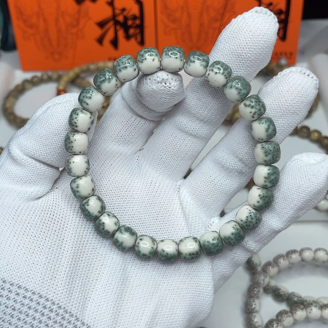星月菩提手串38。9/8绿包白河豚