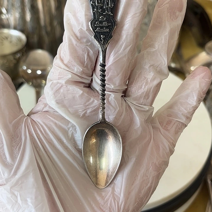 一***心贵金属欧洲中古老物件勺子