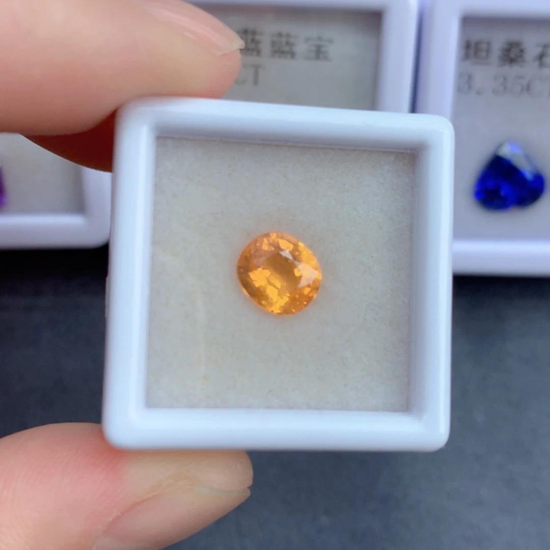 石榴石（芬达石）1.74克拉裸石未镶嵌