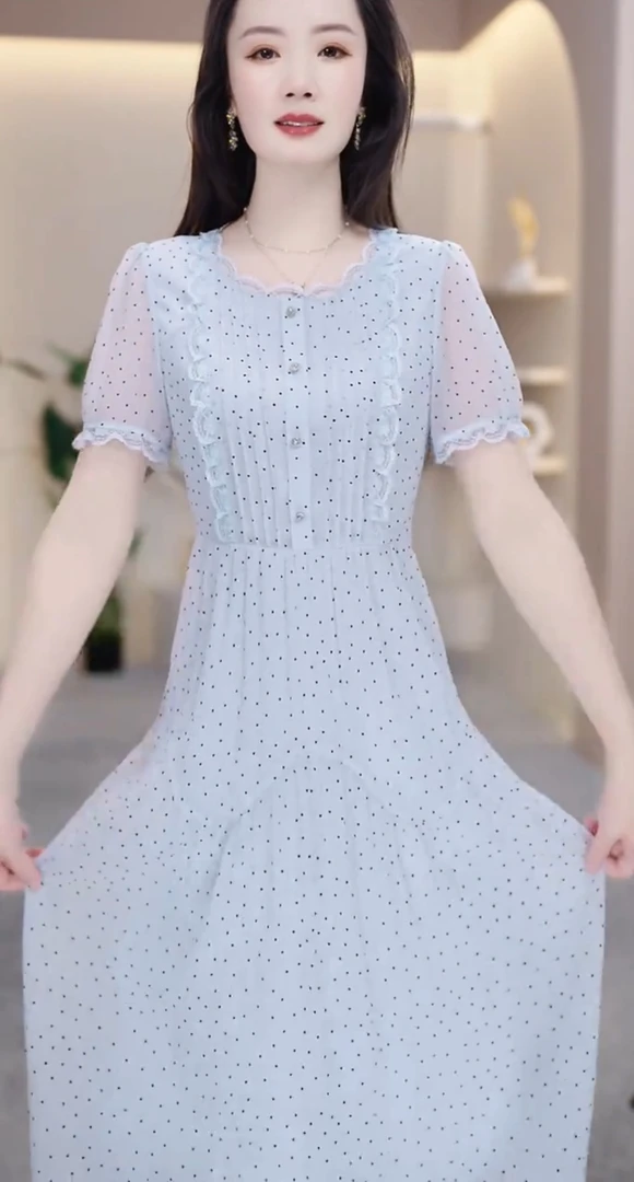 【玥欣服饰】KK825 # 夏季  2025 新款  减龄 显瘦  连衣裙