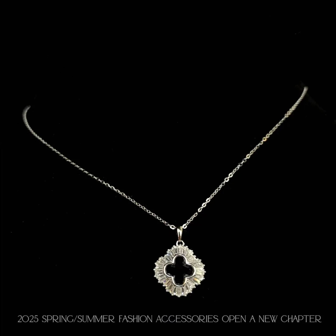 坠链均925银 镀K金 2025款C9704【黑暗四叶】BOBAOLI 项链