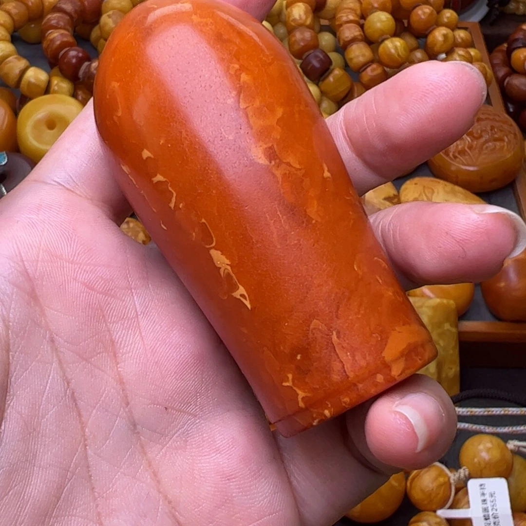 灞***灞蜜蜡未镶嵌珠宝奇石佛塔
