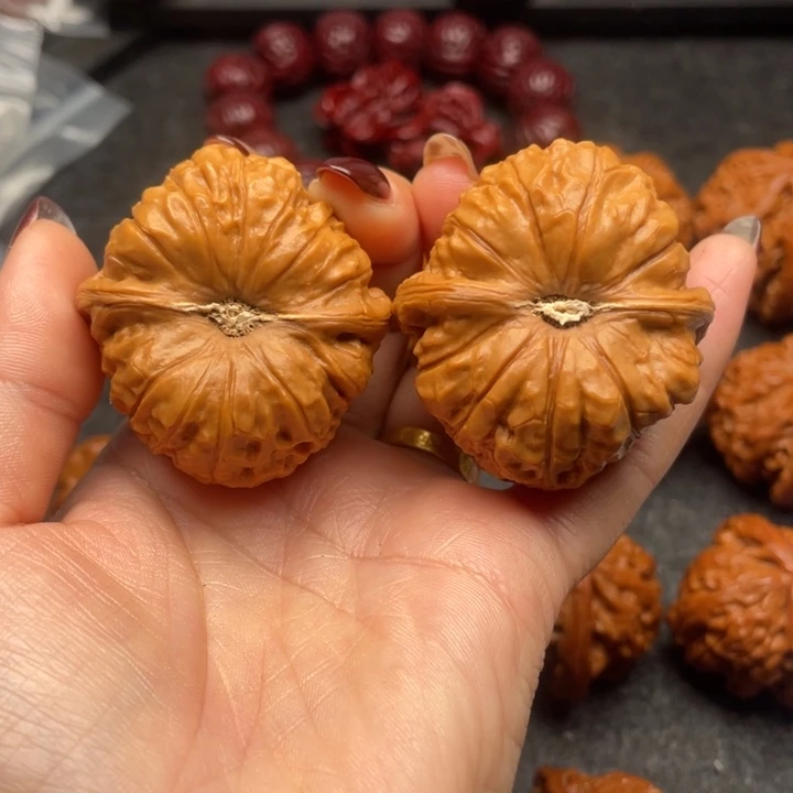 文玩核桃吊坠南瓜墩