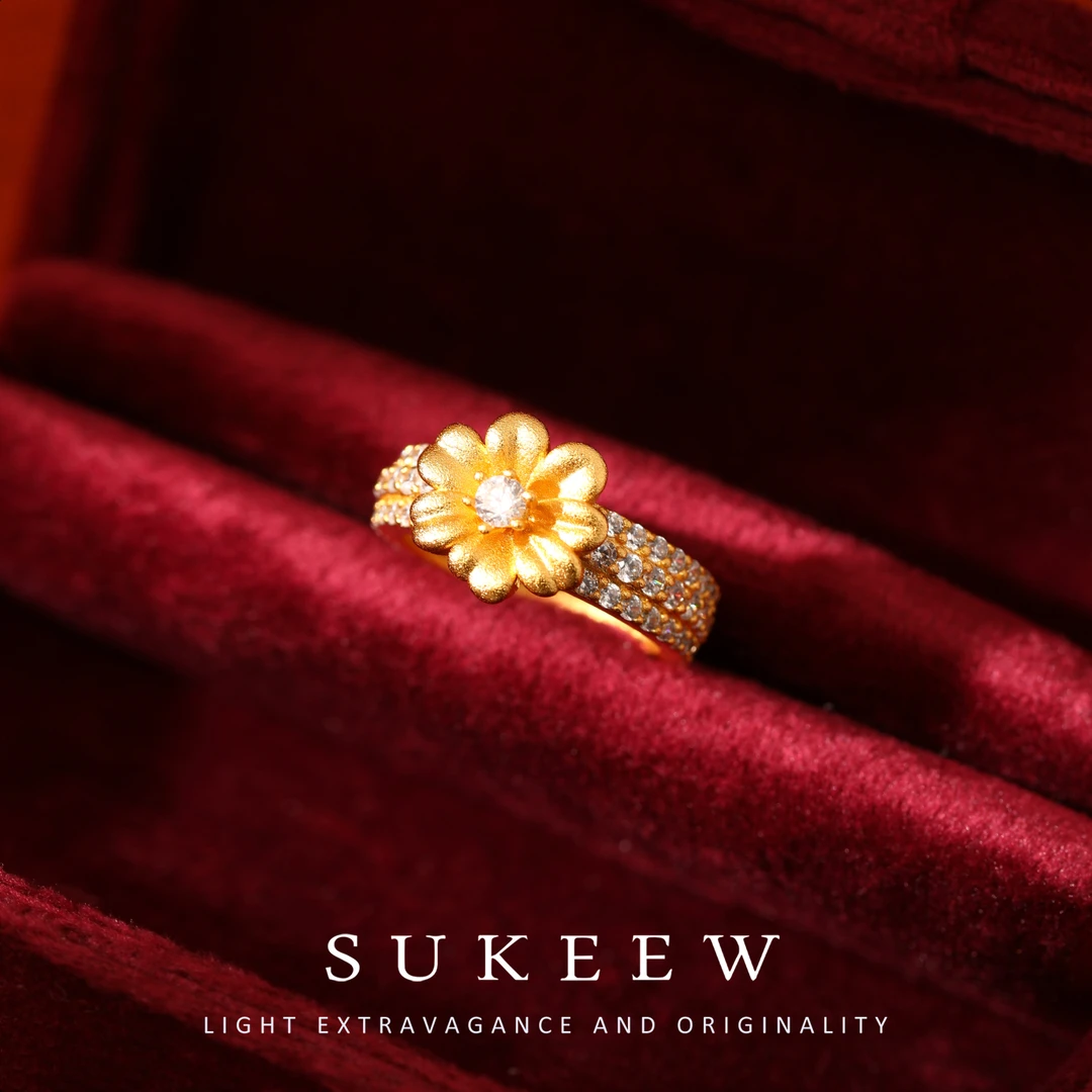 SUKEEW/酥可 镀k金【花颜】精致满镶花朵戒指399101
