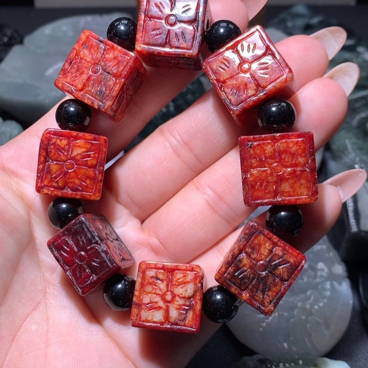 翡翠未镶嵌颈饰保真天然A货翡翠