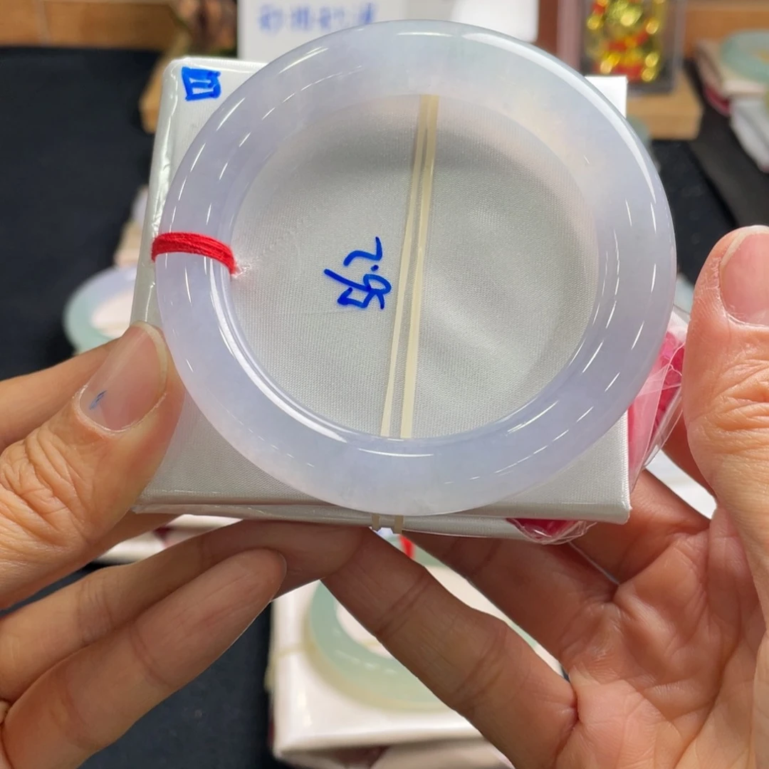 翡翠手镯未镶嵌56.2天然翡翠A货