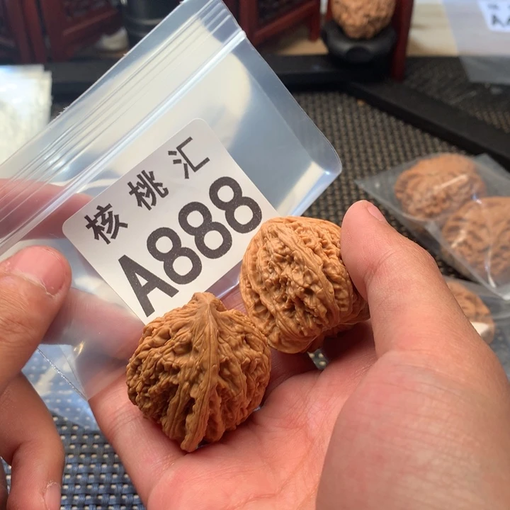 文玩核桃吊坠密闻