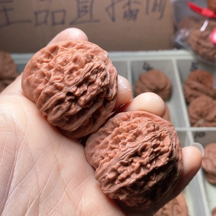 文玩核桃吊坠四座楼