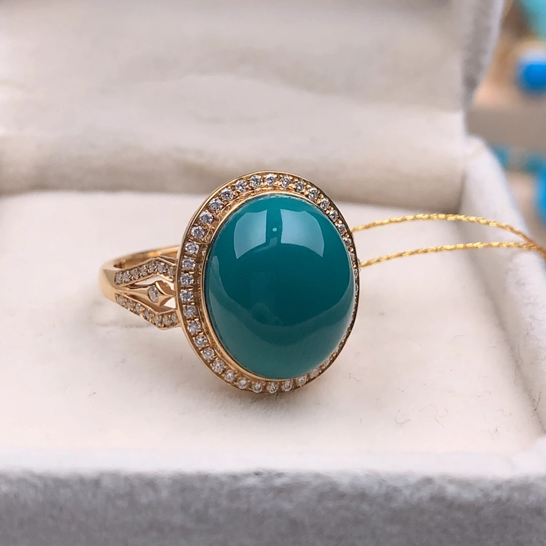 18K金镶嵌绿松石珠宝奇石