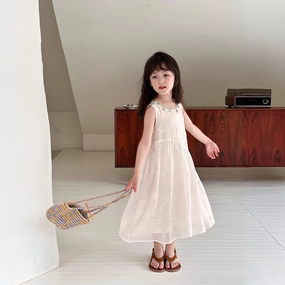 女童夏季洋气休闲度假风连衣裙儿童质感冰丝绣花公主裙无袖背心裙