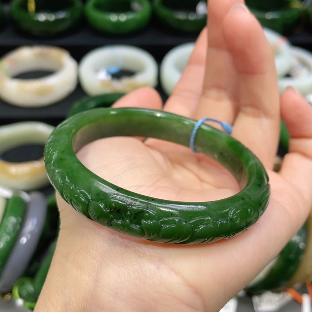 未镶嵌手镯和田玉14