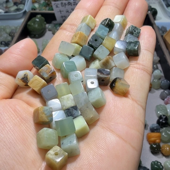 未镶嵌和田玉珠宝半成品