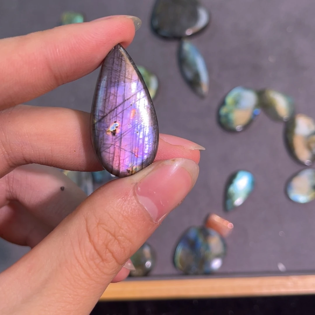 拉长石吊坠未镶嵌?***啊