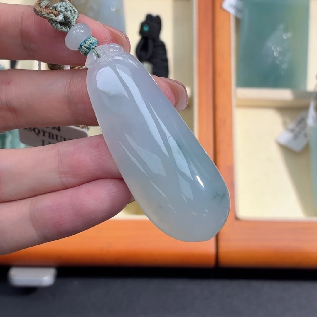 翡翠未镶嵌颈饰天然缅甸Ａ货翡翠