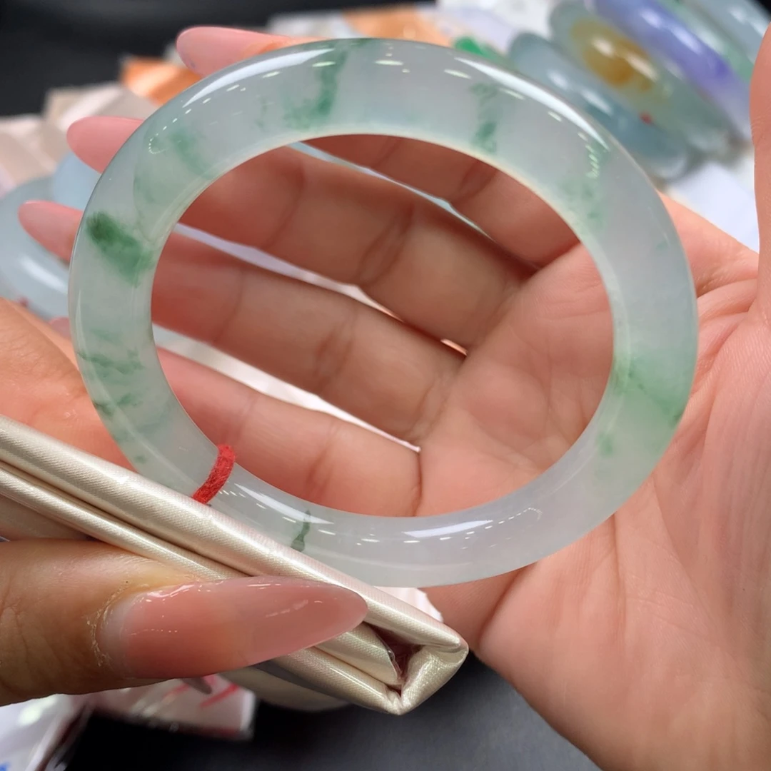 翡翠未镶嵌手镯54.5圆条