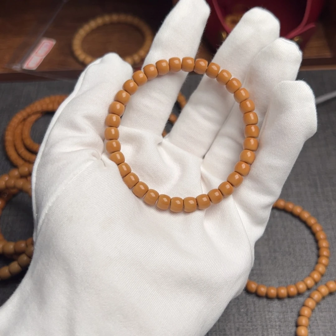 橄榄核吊坠6.8mm核尖单圈手串