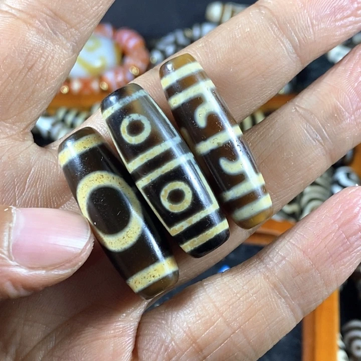 玛瑙/玉髓未镶嵌颈饰偏远地区不发货。