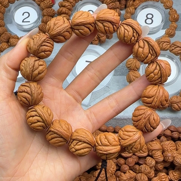 我***你文玩核桃手串霸王龙原桩单圈手持