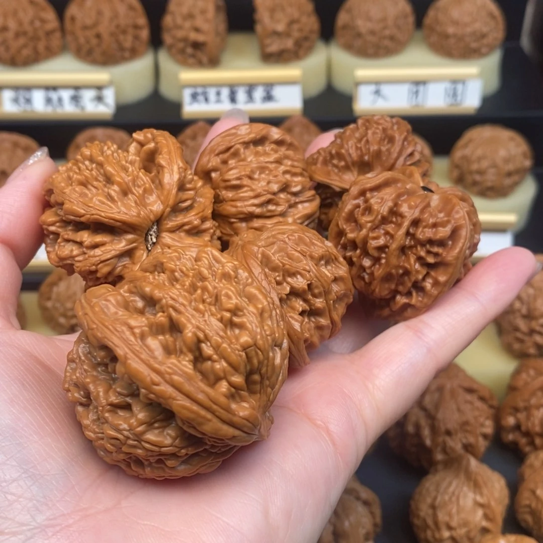 吊坠文玩核桃觀*在磨盘虎头野生