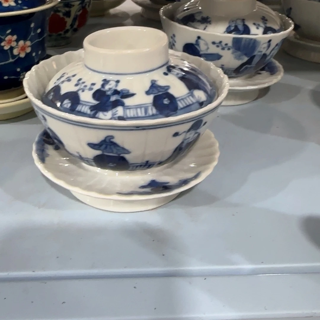 瓷片瓷器的和陶器都具有独特