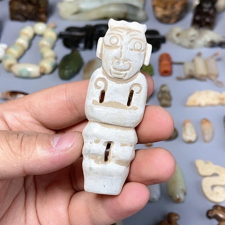 和田玉未镶嵌颈饰32