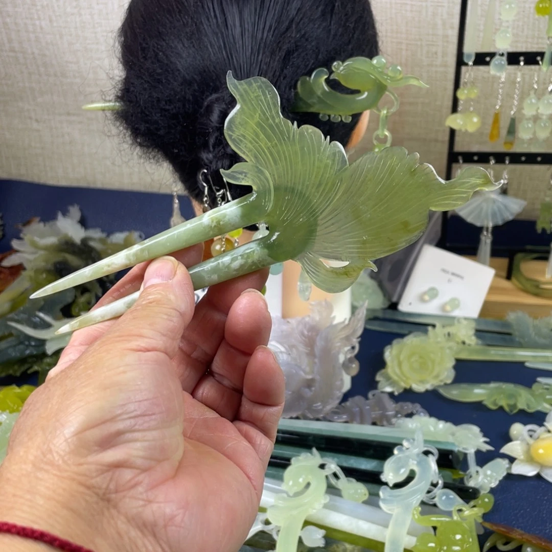 蛇纹石玉未镶嵌发饰