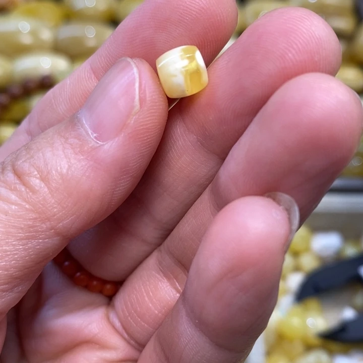 未镶嵌琥珀裸石原矿琥珀蜜蜡配饰