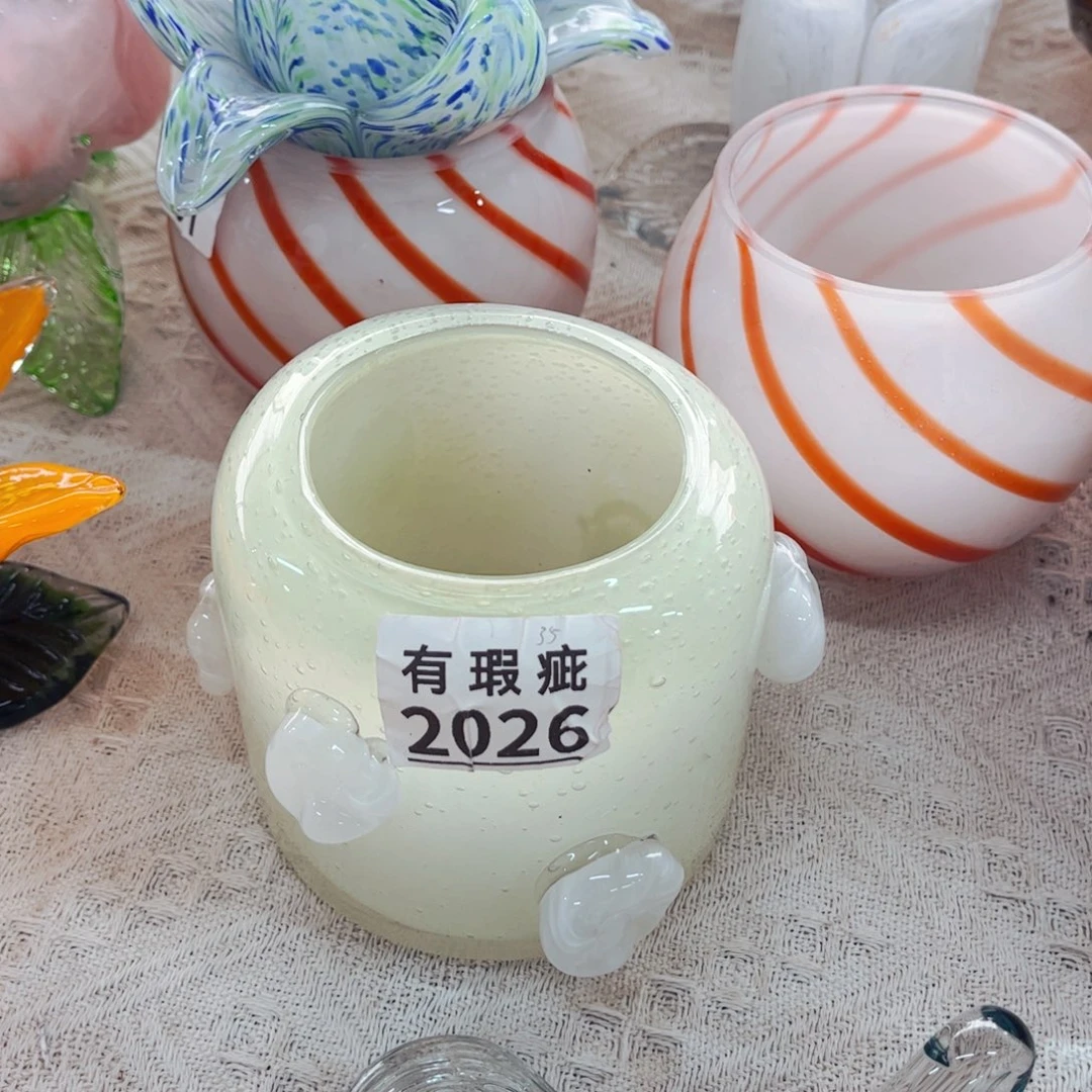 2026高9厘米，微瑕 家悦琉璃花瓶摆件