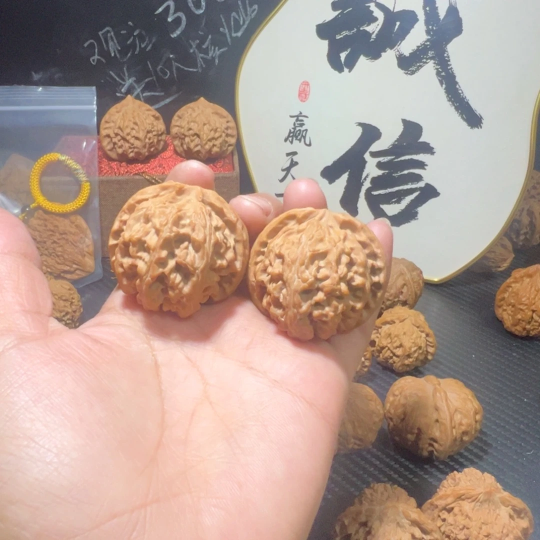 核桃全品无修苹果园42