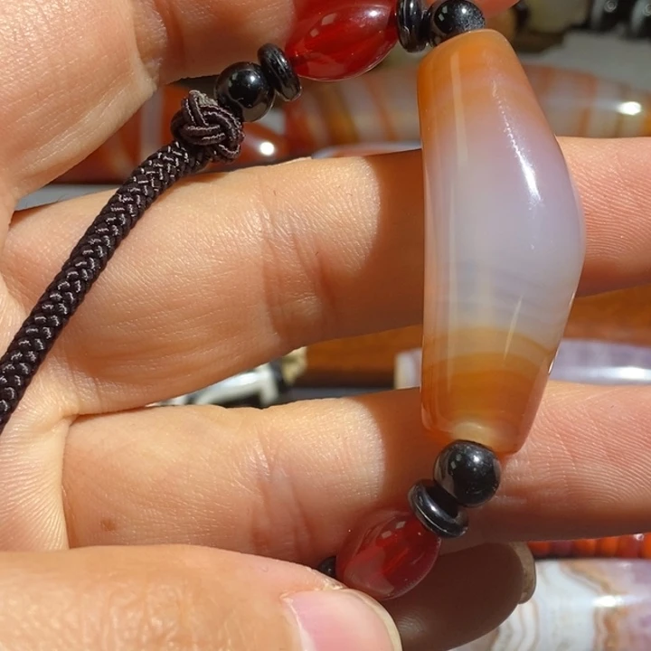 未镶嵌颈饰玛瑙/玉髓