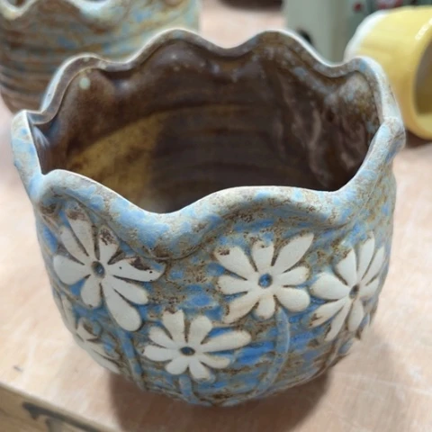 陶瓷满9元发货口径不清楚问客服谢谢