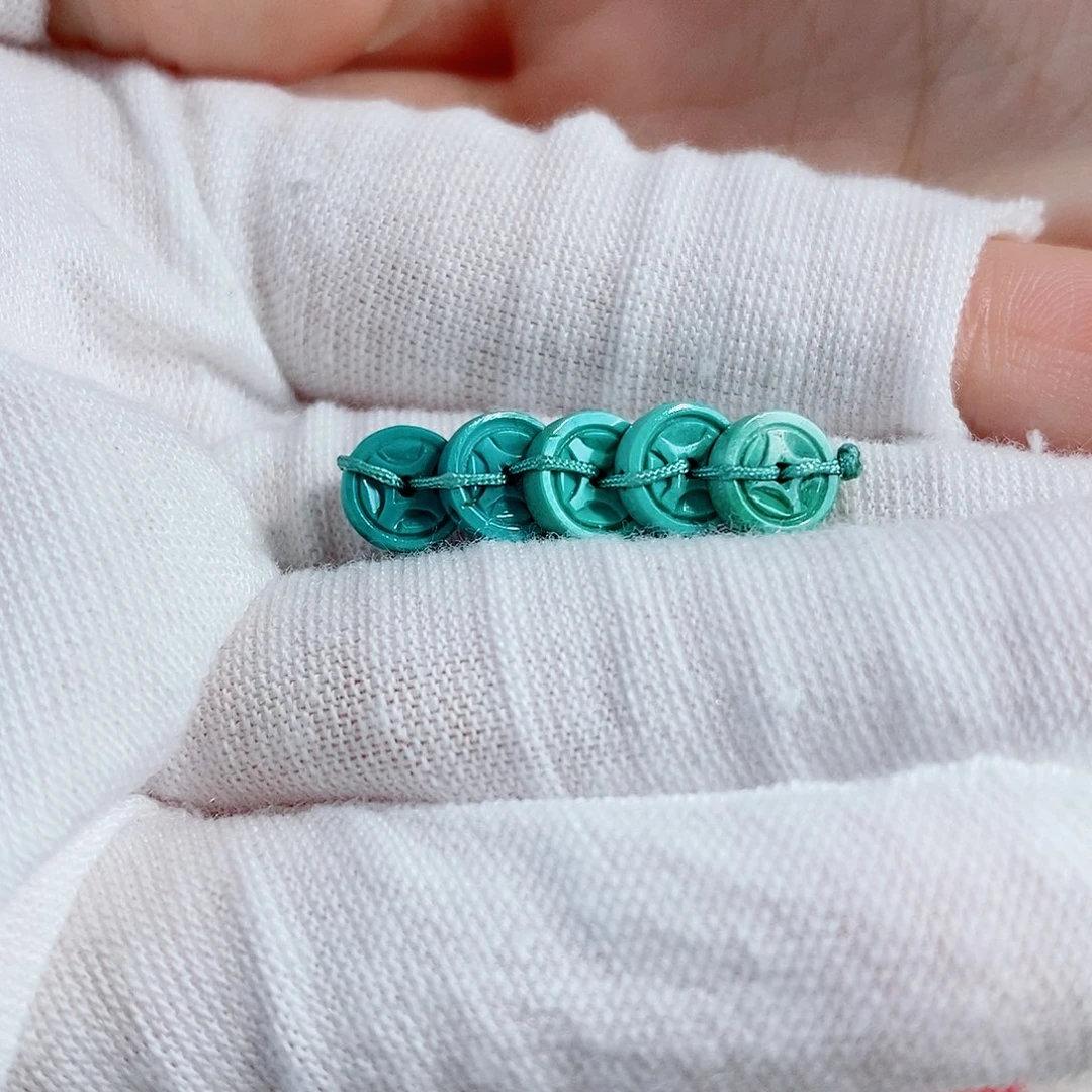 未镶嵌绿松石珠宝奇石