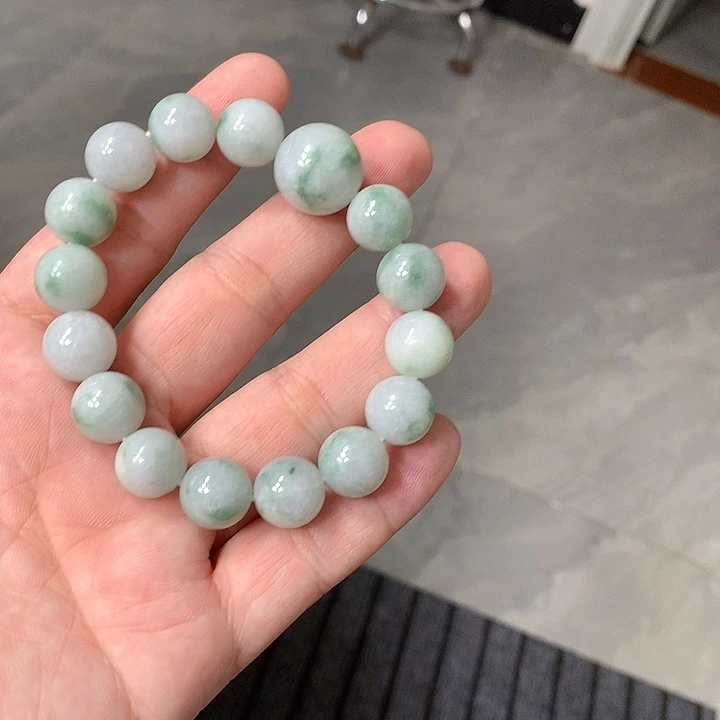 翡翠未镶嵌颈饰卡12 16