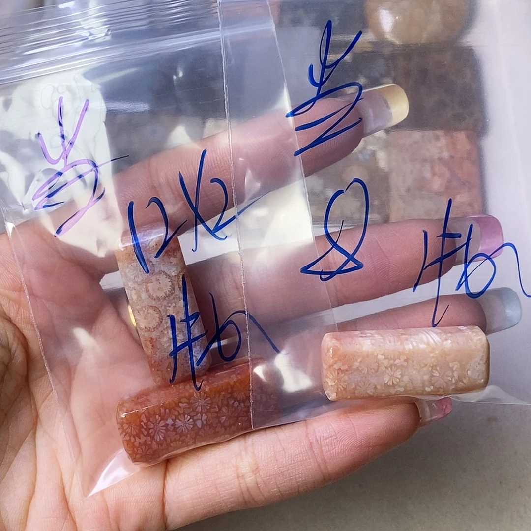 硅化玉颈饰合金当***袭