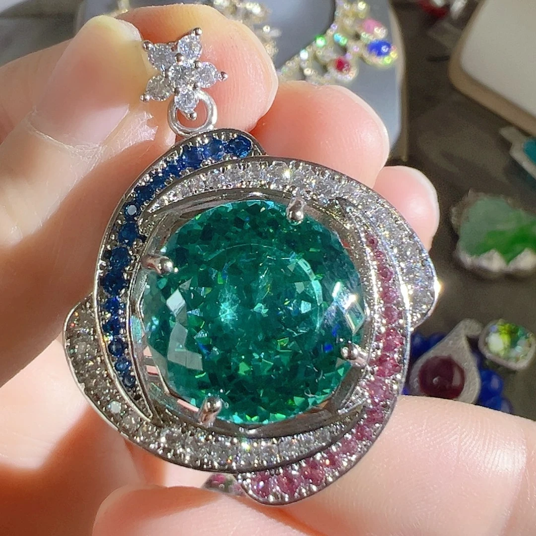 花岗石钨合金红色蓝色吊坠