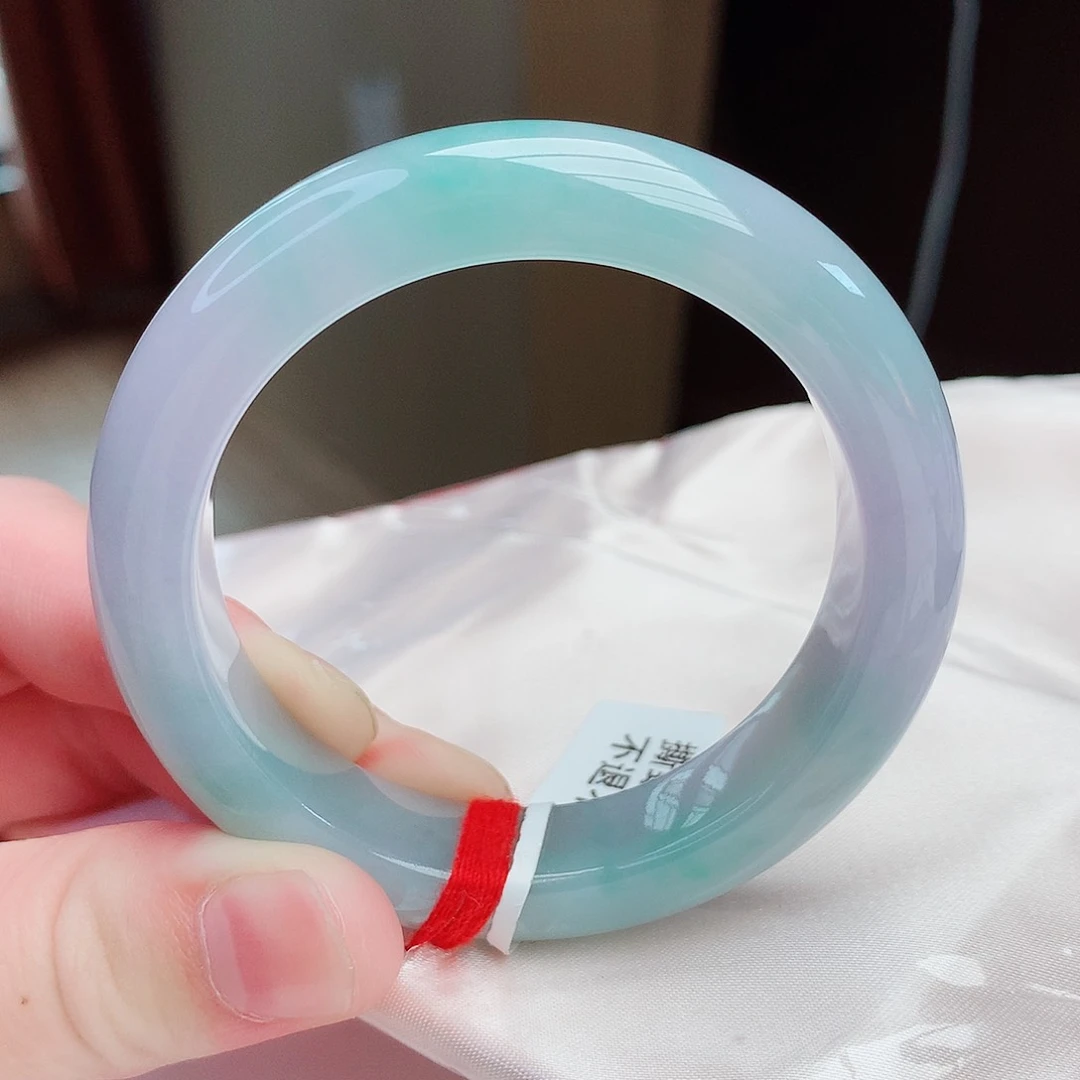 翡翠手镯未镶嵌天然翡翠A货